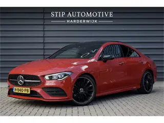 Mercedes-Benz CLA-Klasse 200 AMG Line | Panorama | Sfeerverlichting |  Widescreen Cockpit | Stoelver