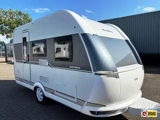 Hobby On Tour 390 SF met luifel