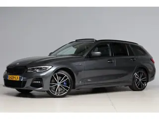 BMW 3-serie Touring 320e M-sport ShadowLine | panoramadak | head-up | harmankardon | laser led | 1e 