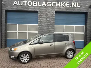 Mitsubishi Colt 1.3 Edition Two, climate/cruise control.