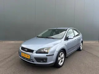 Ford Focus 1.6-16V Futura AIRCO | AUTOMAAT ! (bj 2005)