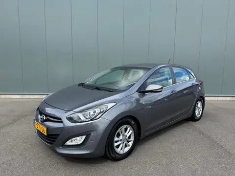 Hyundai i30 1.6 CRDi Bns Ed. CAMERA | TREKHAAK | NAP !