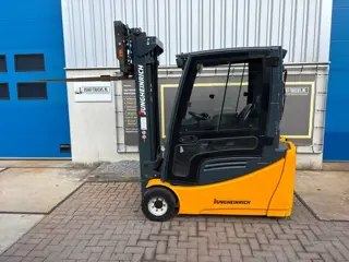 VS-22983 elektrische triplex heftruck Jungheinrich EGFG220