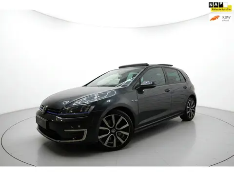 Volkswagen Golf 1.4 TSI GTE PANO PDC NAVI 204PK