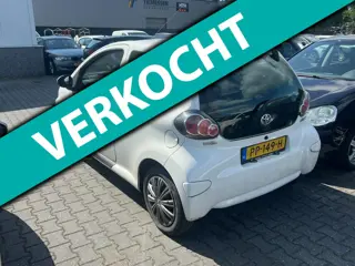 Toyota Aygo 1.0-12V Dynamic Navigator airco *sloop*