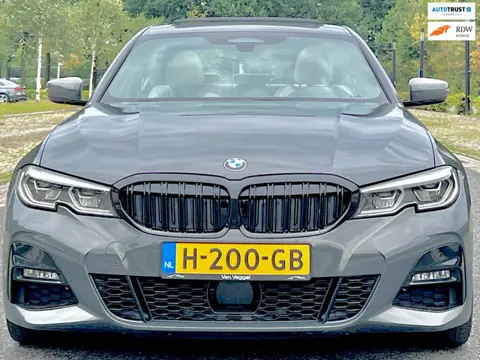 BMW 3-serie 330i M Sport Edition 310PK ALLE OPTIES