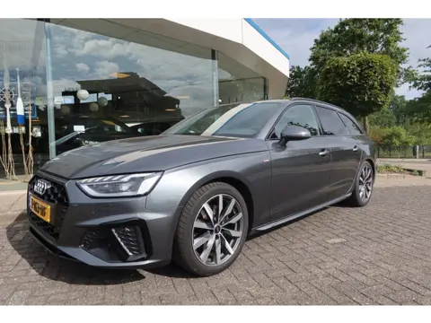 Audi A4 Avant 35 TFSI S edition Competition NL-Auto