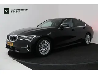 BMW 3-serie 320i High Executive (PANORAMADAK, DEALER ONDERHOUDEN, STUUR-/STOELVERWARMING, SFEERVERLI