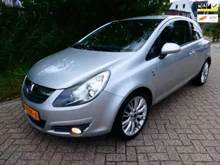 Opel Corsa 1.2-16V 86pk 3-deurs 4-Cilinder Airco Historie LMV Zuinig