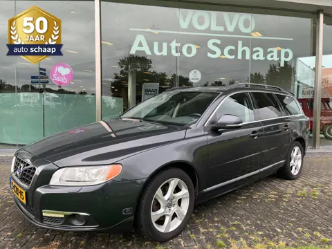 Volvo V70 1.6 T4 Momentum Automaat | Rijklaar incl garantie | Trekhaak Donker glas Stoelverwarming S