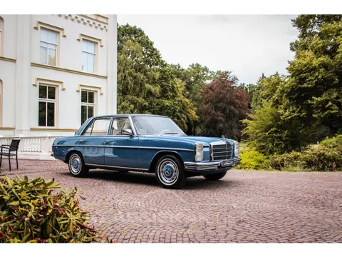 Mercedes-Benz 200-serie 200 (bj 1975, automaat)