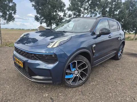 Lynk & Co 01 1.5 btw auto lichte zijschade zeer mooie auto
