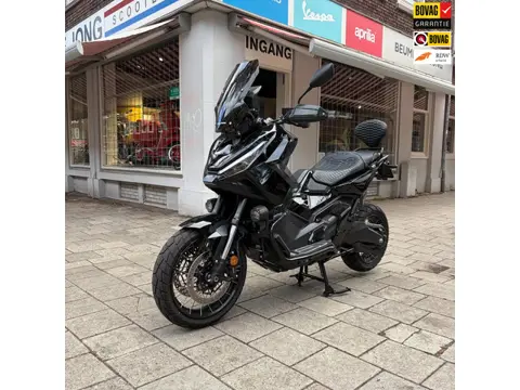 Honda X-ADV 750 X-ADV