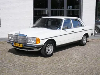 Mercedes-Benz 200-280 (W123) 200 D Stuurbekrachtiging 178.000km !!!