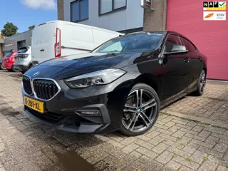 BMW 2-serie Gran Coupé 218i Corporate Executive, Pano, Led