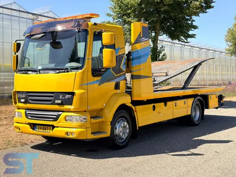 DAF LF 55 16T Double deck / 3 winches De Groot Recovery Truck