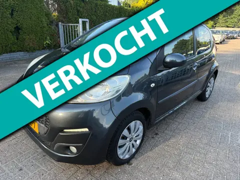Peugeot 107 1.0 5-DRS Active AIRCO LED CENTR.VERGR. EL.RAMEN NAP