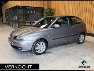 SEAT Ibiza 1.4-16V Sensation. Climatronic. Cruise-control. 36000 KM !! Van tweede eigenaar met NAP.