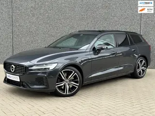 Volvo V60 2.0 T8 Twin Engine AWD R-Design | Pano | Dodehoekassistent | Carplay | Harman Kardon | Rij