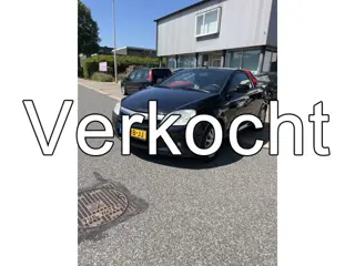 Opel Tigra TwinTop 1.8-16V Cosmo Airco. Keurig nette en goed onderhouden Cabriolet. Apk 15-06-2027
