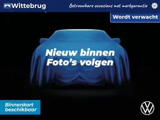 Volkswagen e-Golf E-DITION / Parkeerassistent / Navi / Stoelverwarming