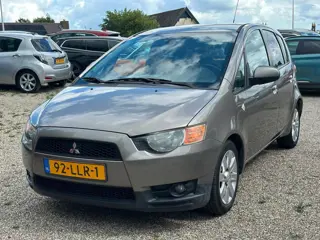 Mitsubishi Colt 1.3 Edition Two 2e Eig Dealer Onderhouden Nieuwe Staat met Winterbanden Set