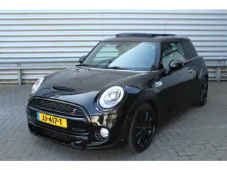 Mini Cooper S 2.0 192pk Serious Business AUTOMAAT Panoramadak NL Auto NAP