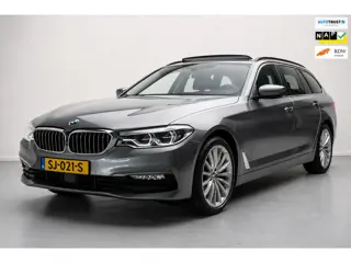 BMW 5-serie Touring 520i High Executive Luxury Line NL-auto [ Adaptive Cruise Panoramadak Harman/Kar