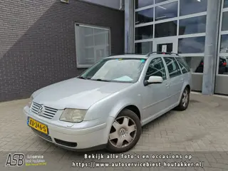 Volkswagen Bora 1.9 TDI Highline 4Motion | 4WD| Export | Panoramadak | Trekhaak | Cruise | Stoelverw