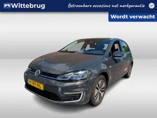 Volkswagen e-Golf E-DITION / SOH 95%/ AUTOMAAT/ CRUISE/ PARK.SENSOREN/ DIGITAL DASH/ NAVI/ CLIMA/ 16