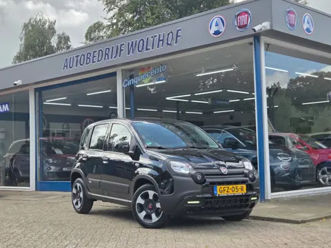 Fiat Panda 1.0 Hybrid City Cross (bj 2023)