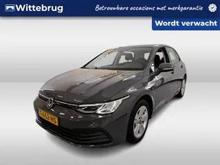 Volkswagen Golf 1.0 eTSI Life / AUTOMAAT/ CRUISE/ PARKEER SENSOREN V+A/ CAMERA/ DIGITAL DASH/ NAVI/ 
