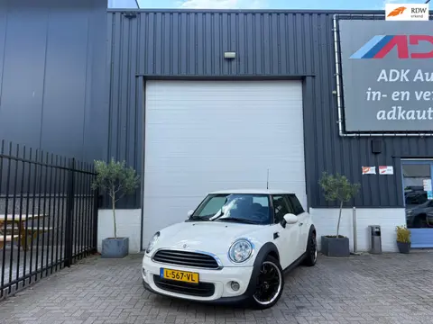 Mini 3-Deurs 1.6 One STOELVERW/AIRCO/LM VELGEN/MOOIE AUTO
