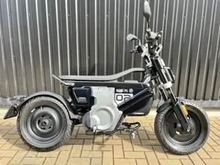 BMW CE 02 Exclusive Urban Edition (bj 2025, automaat)
