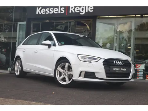Audi A3 Sportback 1.0 TFSI Sport Edition | LED | Sensoren | Cruise | Navi | 17”
