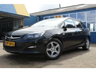 Opel Astra Sports Tourer 1.4i Turbo 140 Pk "Style" Clima - Cruise !!!