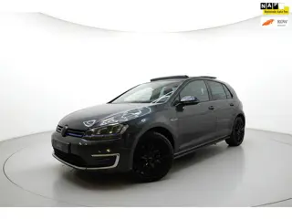Volkswagen Golf 1.4 TSI GTE WEINIG KM PANO CARPLAY NAP