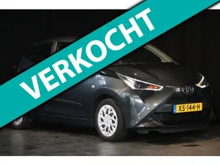 Toyota Aygo 1.0 VVT-i x-play / NAP / ORIG. NL- AUTO / AIRCO / CAM. / CARPLAY