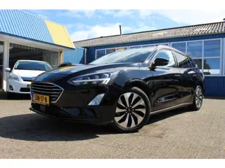 Ford FOCUS Wagon 1.0i "Titanium Business" Cruise - Navi !!! 125 Pk