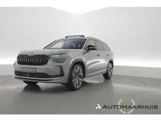 Škoda Kodiaq 1.5 TSI MHEV Sportline Business 7p | Rijklaar! | S/K-Dak | E-Trekhaak | Memory | Stuur-