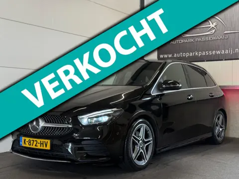 Mercedes-Benz B-klasse 180 AMG Pano, Cruise Control, Apple Carplay, Sfeerverlichting, Elek Stoelen, 