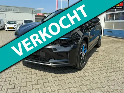 Lynk & Co 01 1.5 PHEV HYBRID 261 PK 6.6kw lader (BOVAG/RIJKLAARPRIJS)