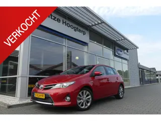 Toyota Auris 1.8 Hybrid Executive AFN. TREKHAAK, STOELVERWARMING, CRUISE, CLIMA, NAVI, CAMERA, PDC V