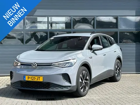 VOLKSWAGEN ID.4 PRO 77 kWh (96% SOH) I WINTERPAKKET I TREKHAAK I P-CAMERA I ALL-IN PRIJS