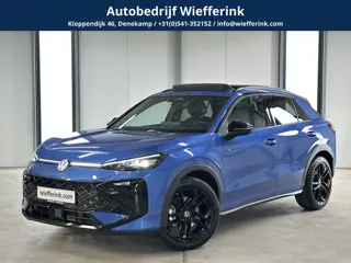 Volkswagen T-Roc 1.5 eTsi R-Line First Edition | Trekhaak | Pano | Black-style | Licht-pakket (IQ.Li