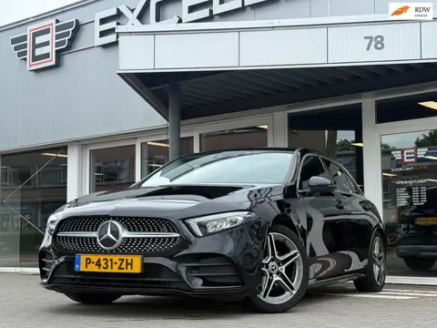 Mercedes-Benz A-klasse 180 Business Solution AMG