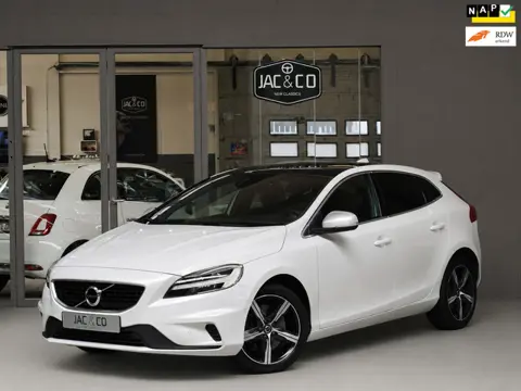 Volvo V40 1.5 T3 Automaat R-Design Harman Kardon