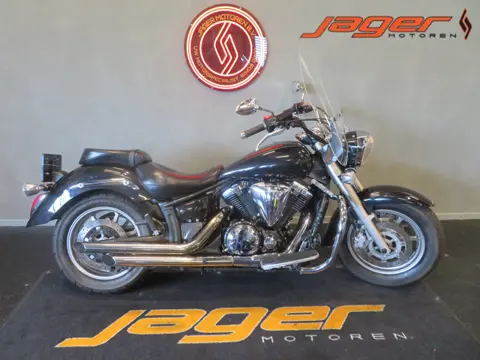 Yamaha XVS 1300 A MIDNIGHT STAR (bj 2007)