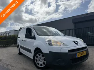 Peugeot Partner 120 1.6 HDI Clima Parkeersensoren volledig Gesloten