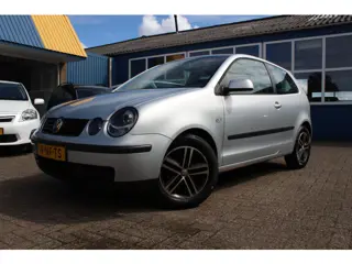 Volkswagen Polo 1.4-16V "Comfortline" Airco - Navi - Cruise !!!